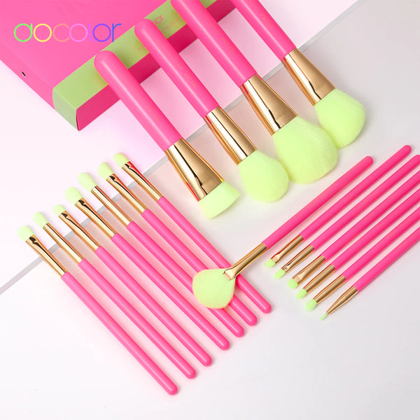Docolor makeup brushes Neon Hot Pink 18pcs Makeup Brush set 100% vegan and  cruelty-free